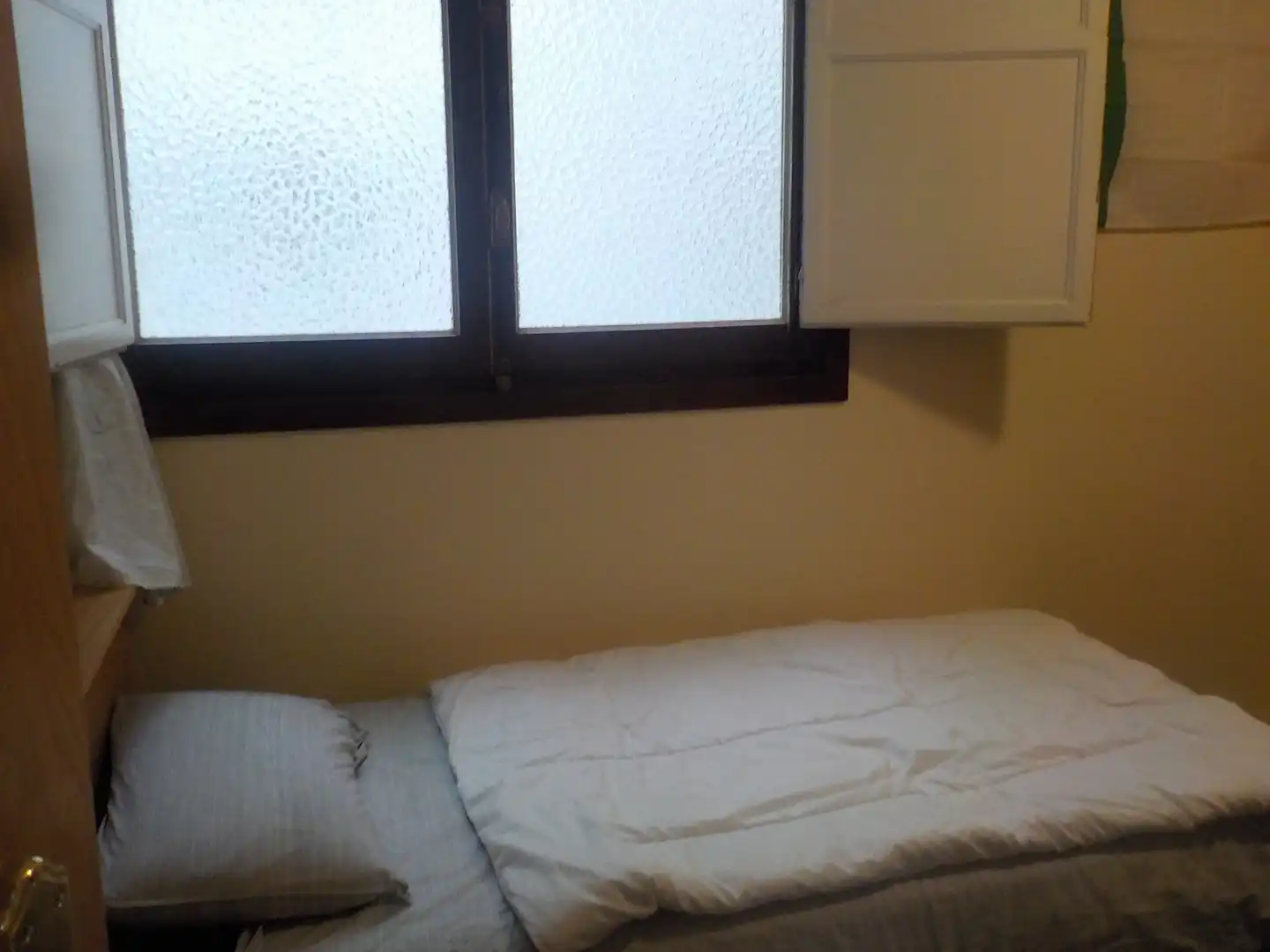 Habitación de Piso en venta en Valencia con Aire acondicionado, Amueblado y Horno