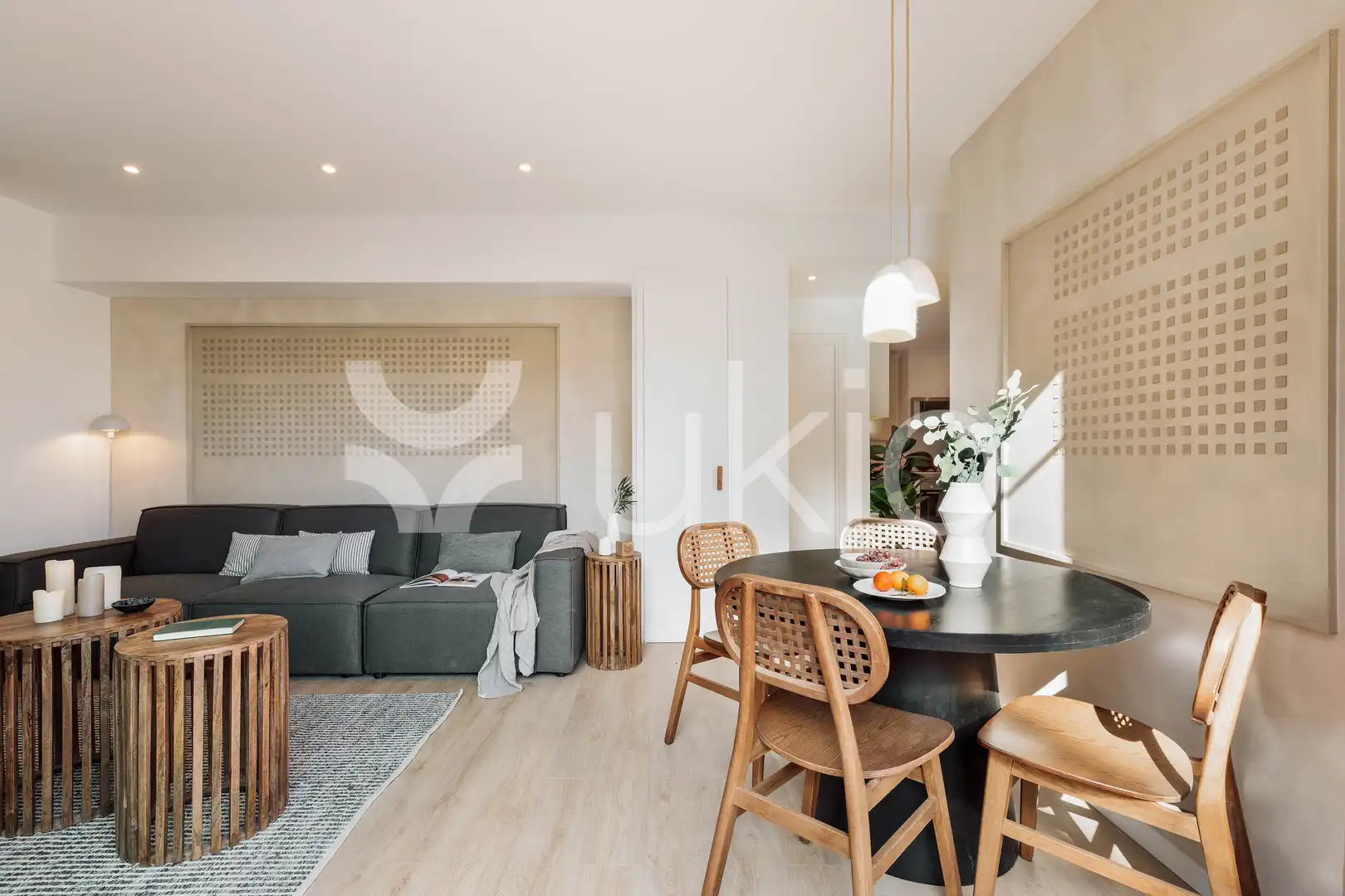 Wohnzimmer von Dachboden zur Miete in Barcelona mit Klimaanlage, Heizung und Terrasse