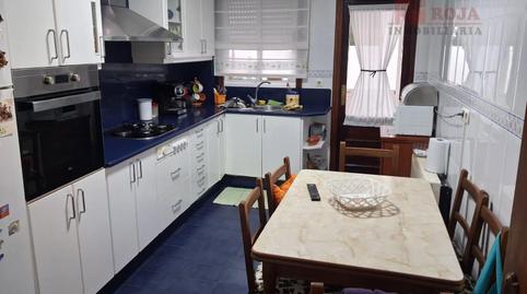 Foto 3 de Piso en venta en Coiro, Cangas