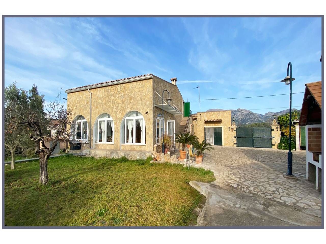 Exterior view of Country house for sale in Selva  with Private garden, Terrace and Furnished