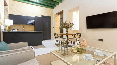 Foto 3 de Piso de alquiler en N/a, Alfalfa - Santa Cruz, Sevilla Capital