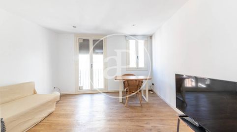 Foto 2 de Piso en venta en Carrer de Sant Antoni Abat, El Raval, Barcelona Capital