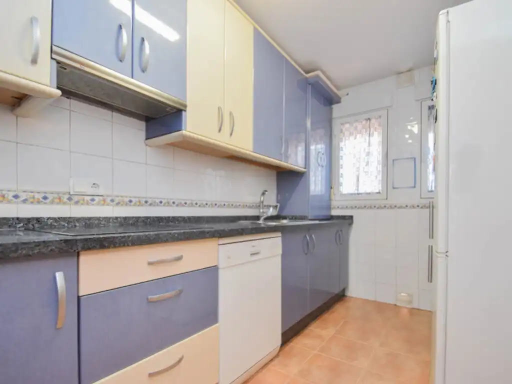Cuina de Casa adosada en venda en Alhendín amb Terrassa
