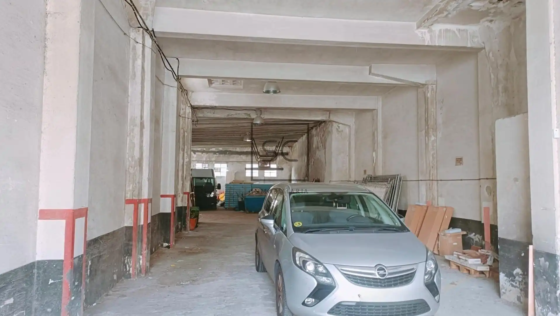 Parkplatz von Geschaftsraum zum Verkauf in Ferrol
