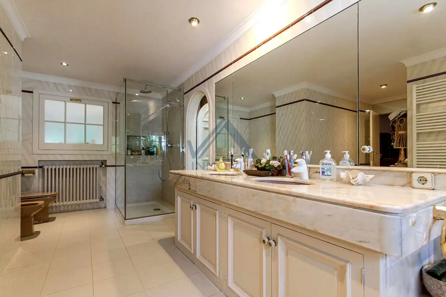 Casa con piscina en venta en De Les Monges, imagen 30