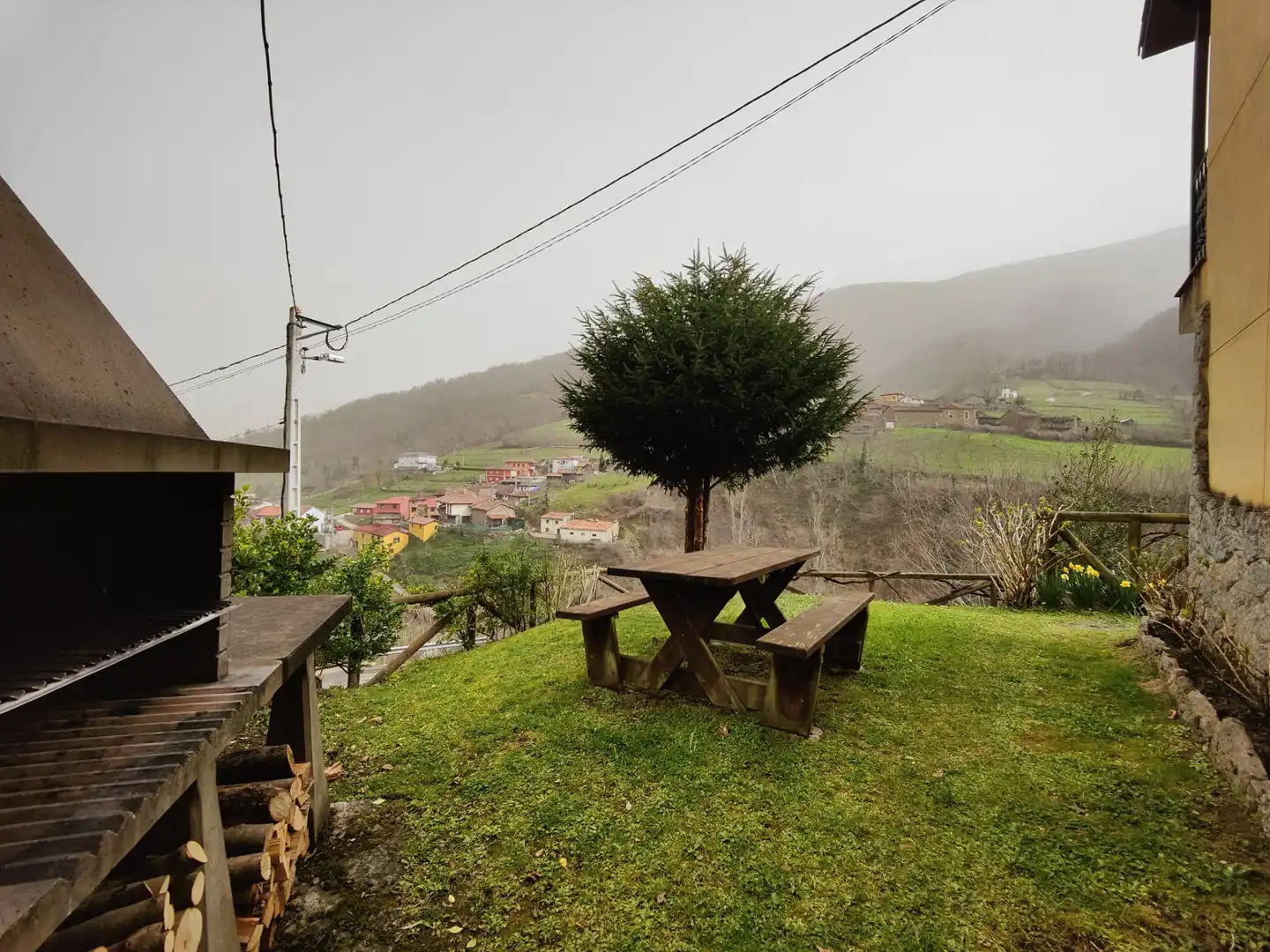 Terraza de Casa o chalet en venta en Quirós con Jardín privado, Amueblado y Balcón