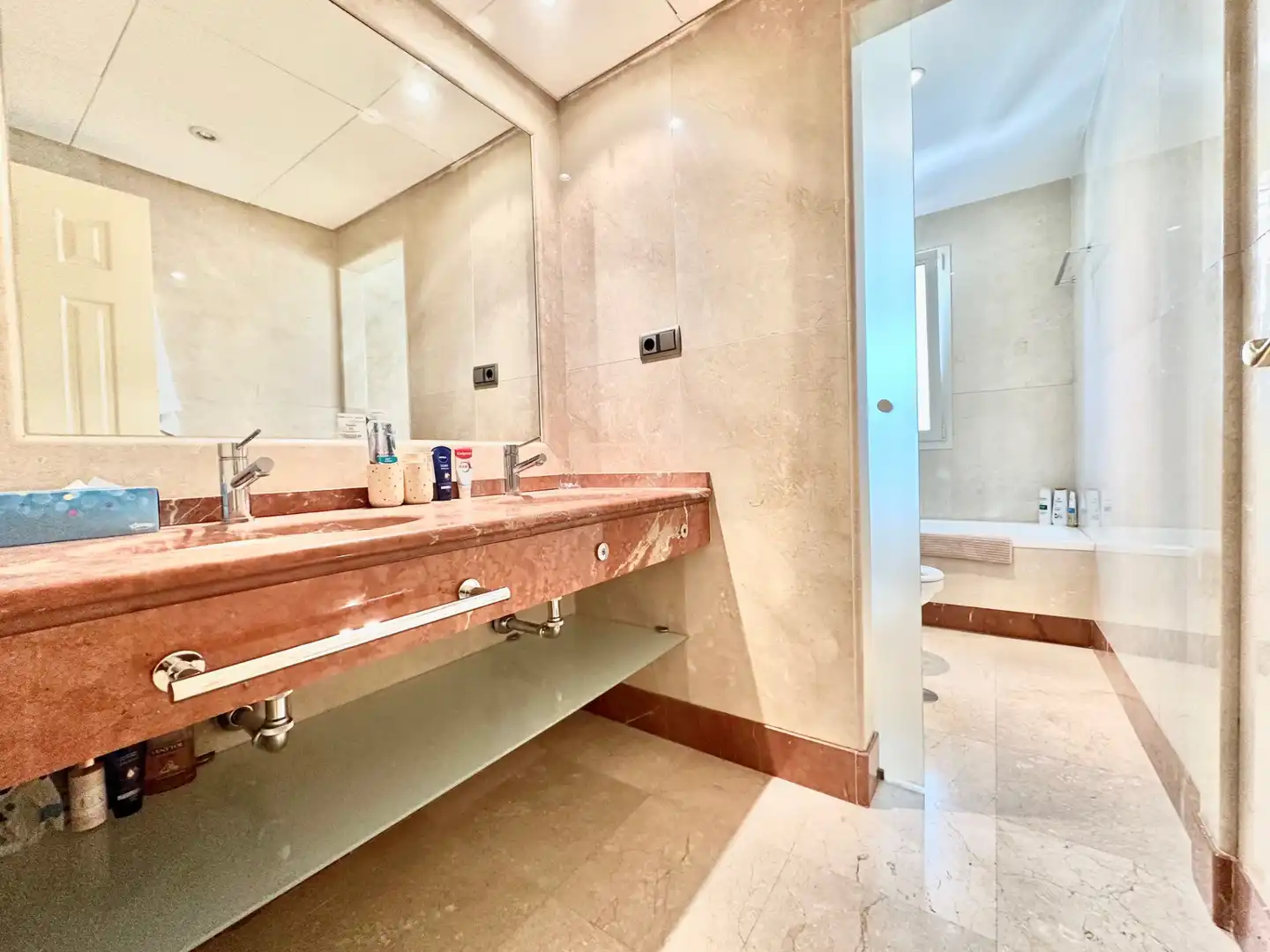 Apartamento con piscina en venta en Milla de Oro, imagen 25