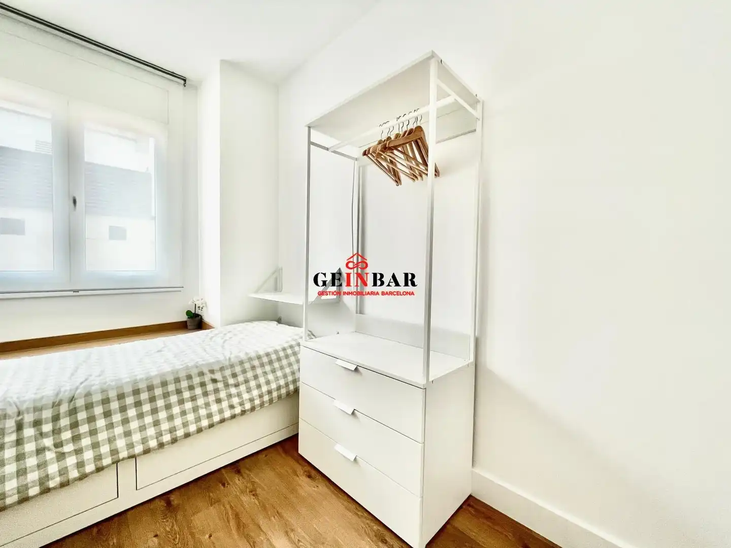 Schlafzimmer von Wohnung zum Verkauf in Barcelona mit Klimaanlage, Heizung und Parkett
