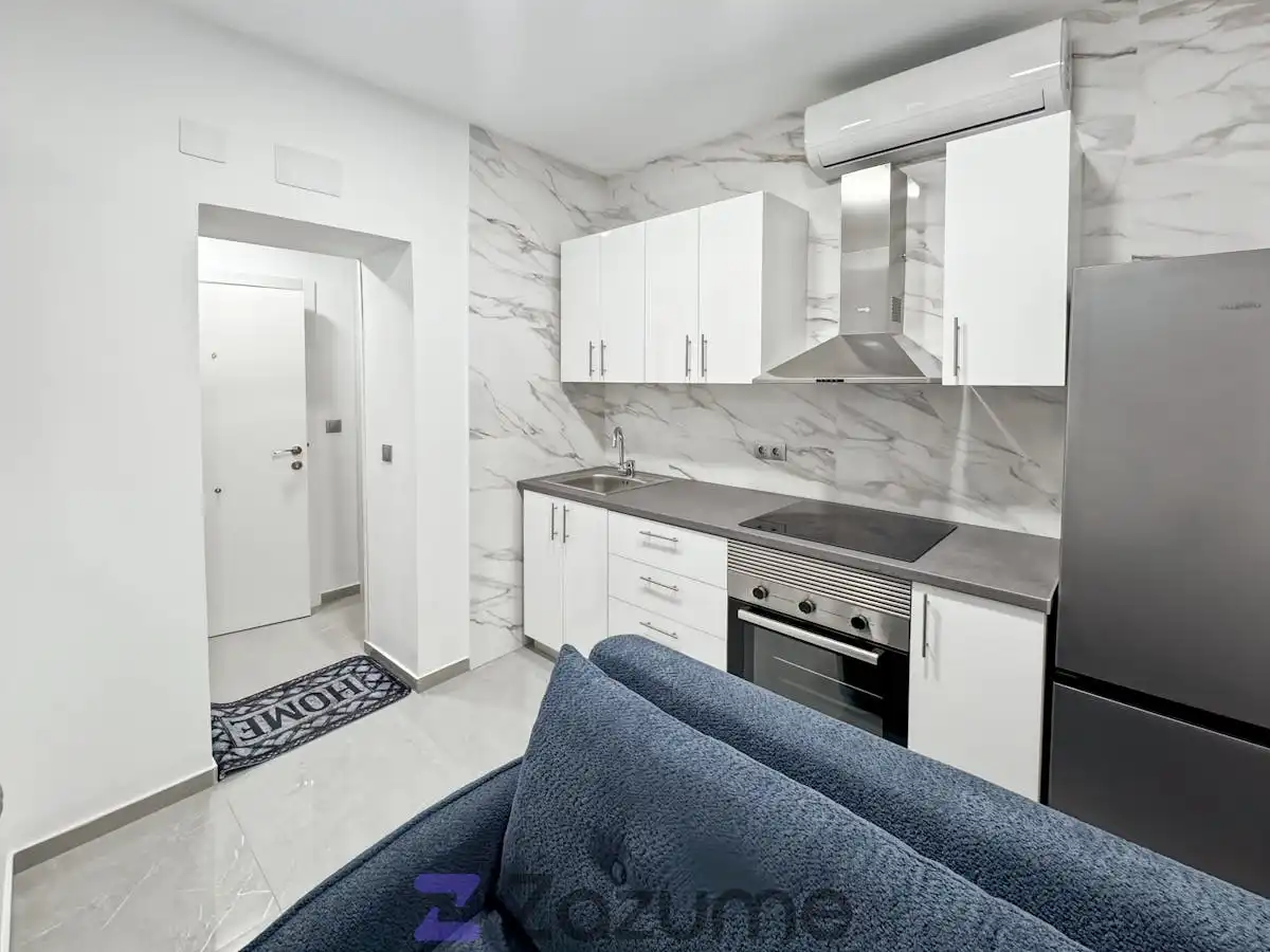 Cuina de Apartament de lloguer en Alicante / Alacant amb Aire condicionat, Moblat i Forn
