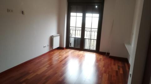 Foto 4 de Dúplex de alquiler en Bargas, Toledo