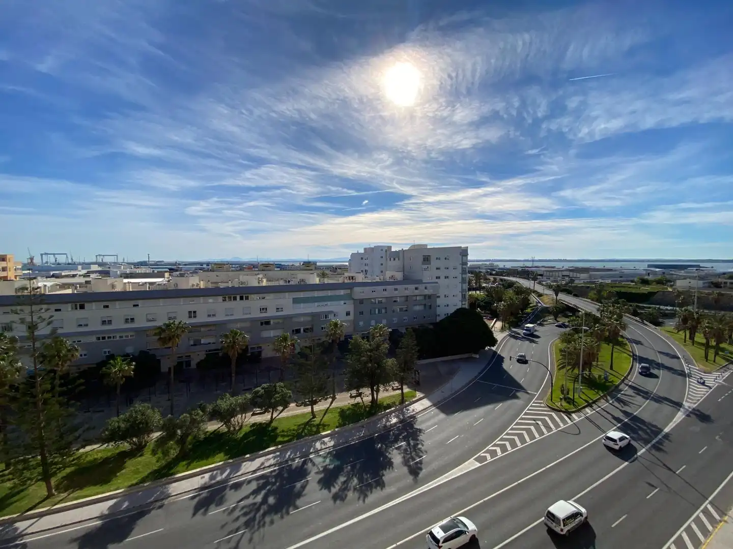 Vista exterior de Pis en venda en Cádiz