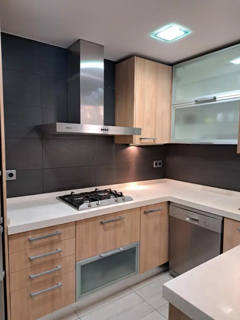 Cocina de Piso en venta en Barcelona con Aire acondicionado, Calefacción y Horno