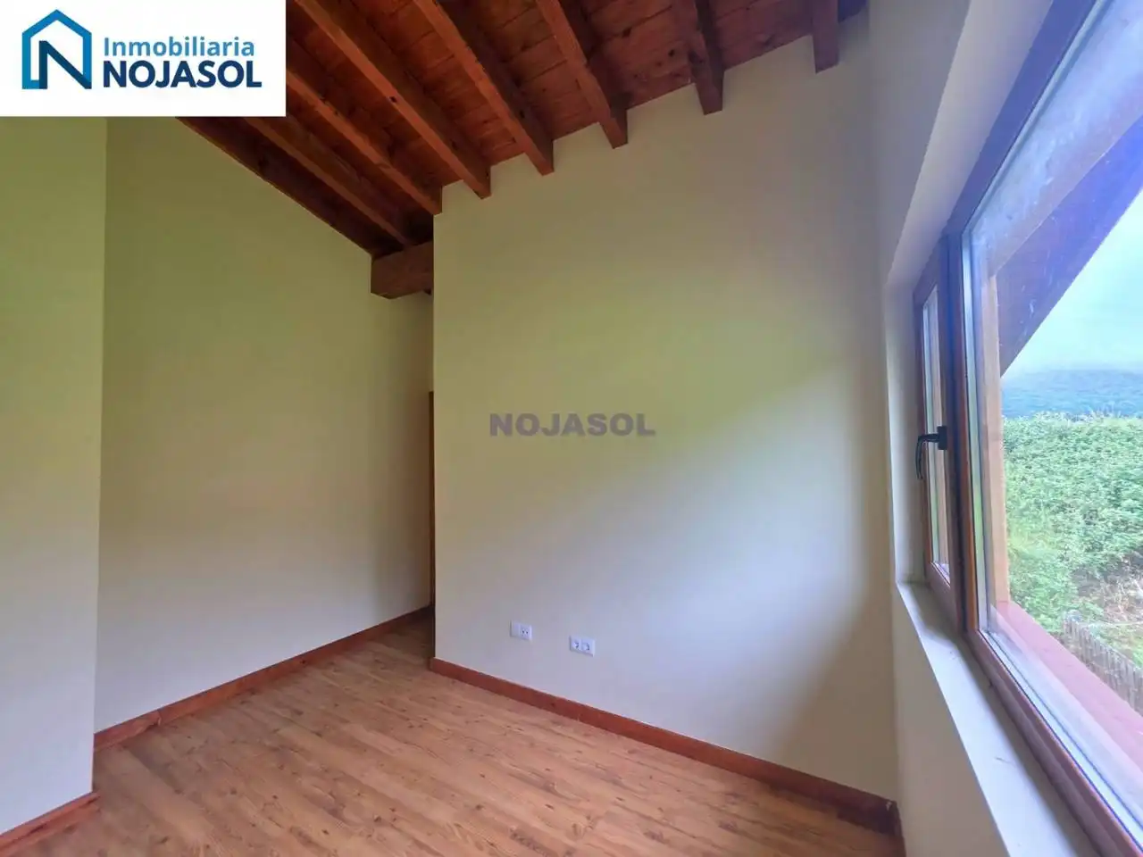 Habitación de Apartamento en venta en Vega de Liébana con Calefacción, Jardín privado y Parquet