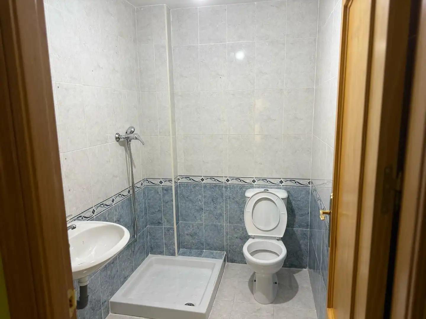 Baño de Piso en venta en Malagón con Calefacción, Terraza y Amueblado