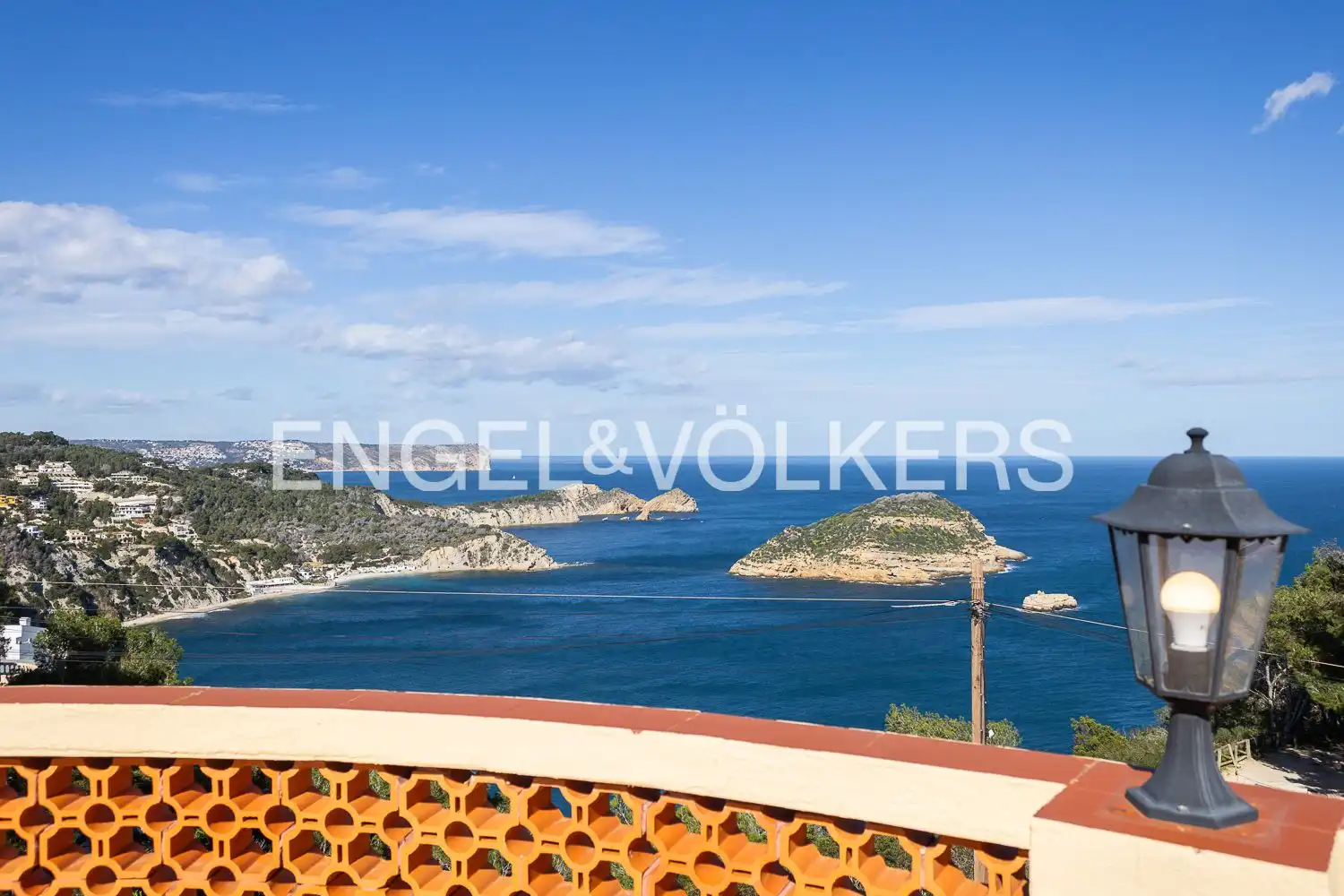 Vista exterior de Casa o chalet en venta en Jávea / Xàbia con Aire acondicionado, Calefacción y Jardín privado