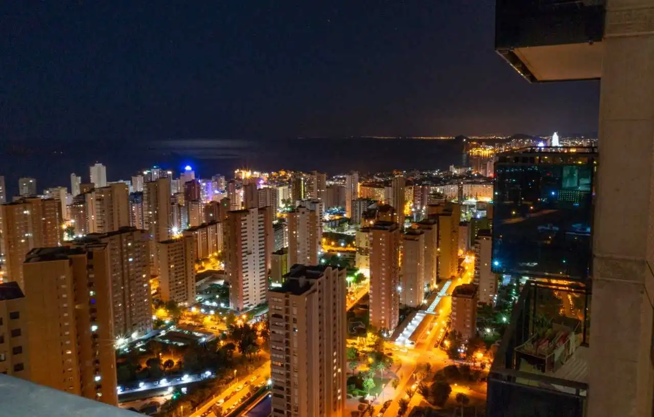 Exterior view of Apartments for rent in Benidorm  with Air Conditioner, Private garden and Terrace