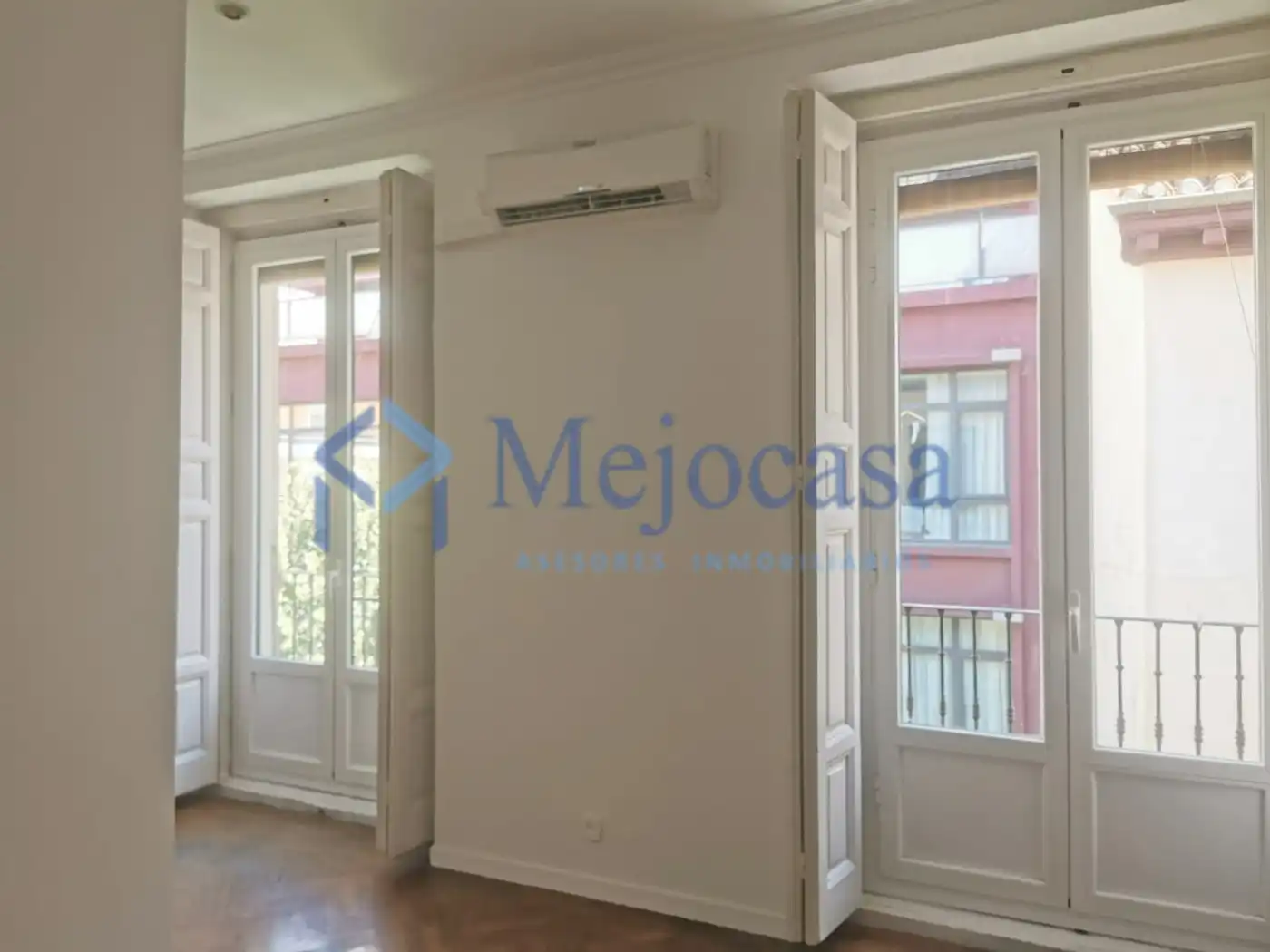 Bedroom of Apartments for sale in Madrid  with Air Conditioner, Heating and Parquet flooring