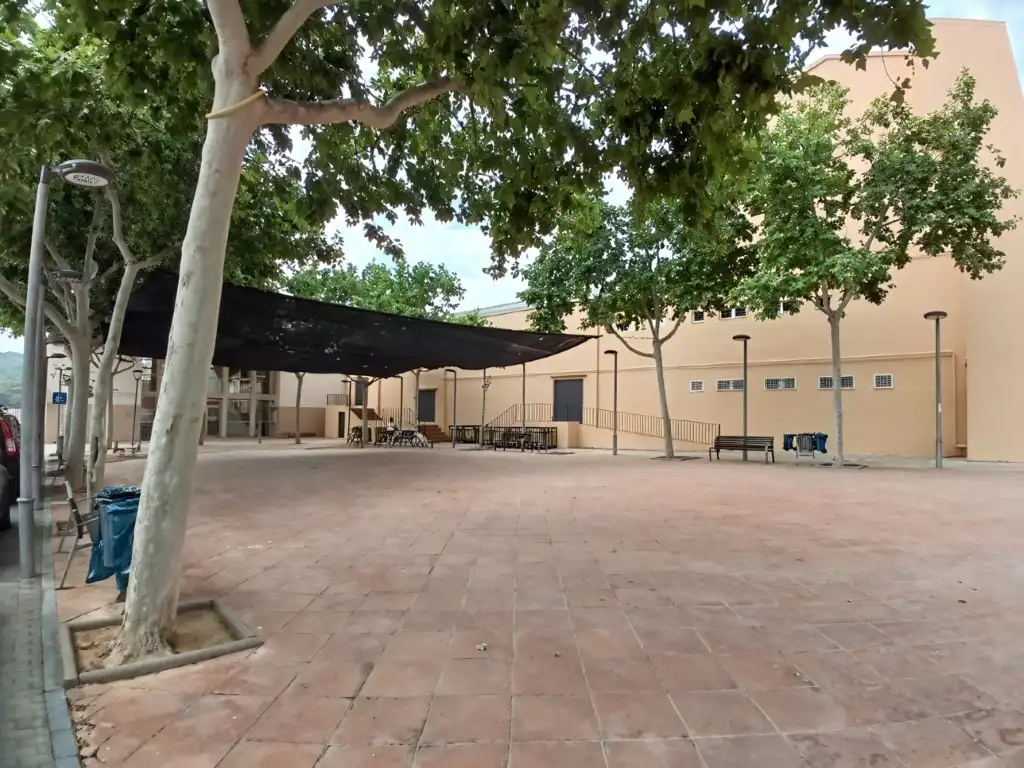 Fabrikhallen zum Verkauf in Calle Mare De Deu, La Ràpita