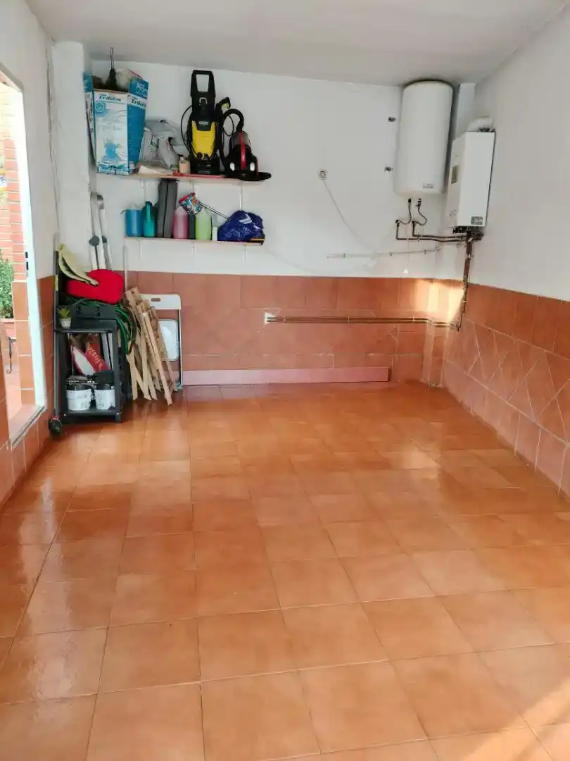 Cuina de Casa adosada en venda en Yepes amb Aire condicionat