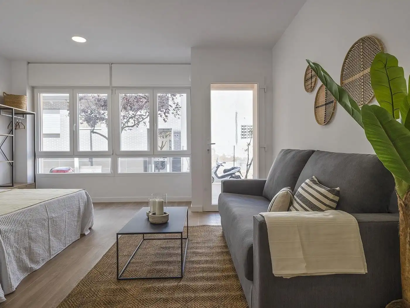 Bajo en venta en Calle Calle Isla de Cerdeña 19, imagen 4