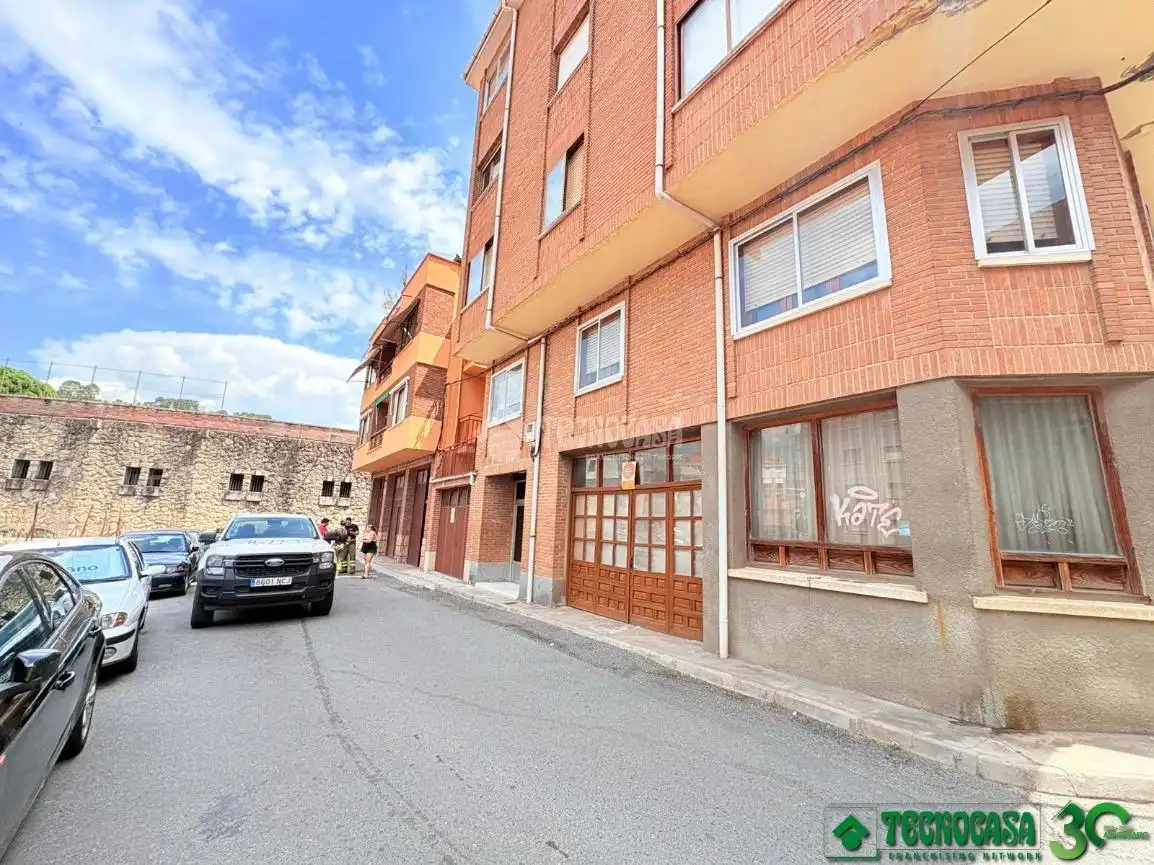 Vista exterior de Pis en venda en Arenas de San Pedro amb Calefacció