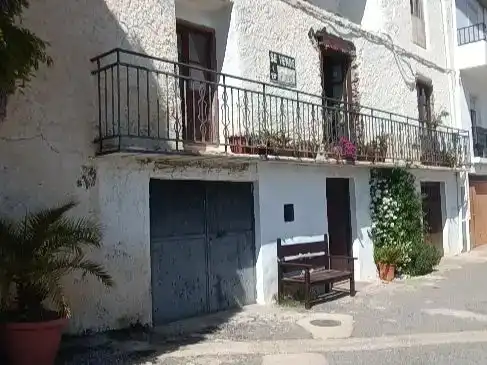 Vista exterior de Casa adosada en venda en La Taha amb Aire condicionat, Traster i Balcó