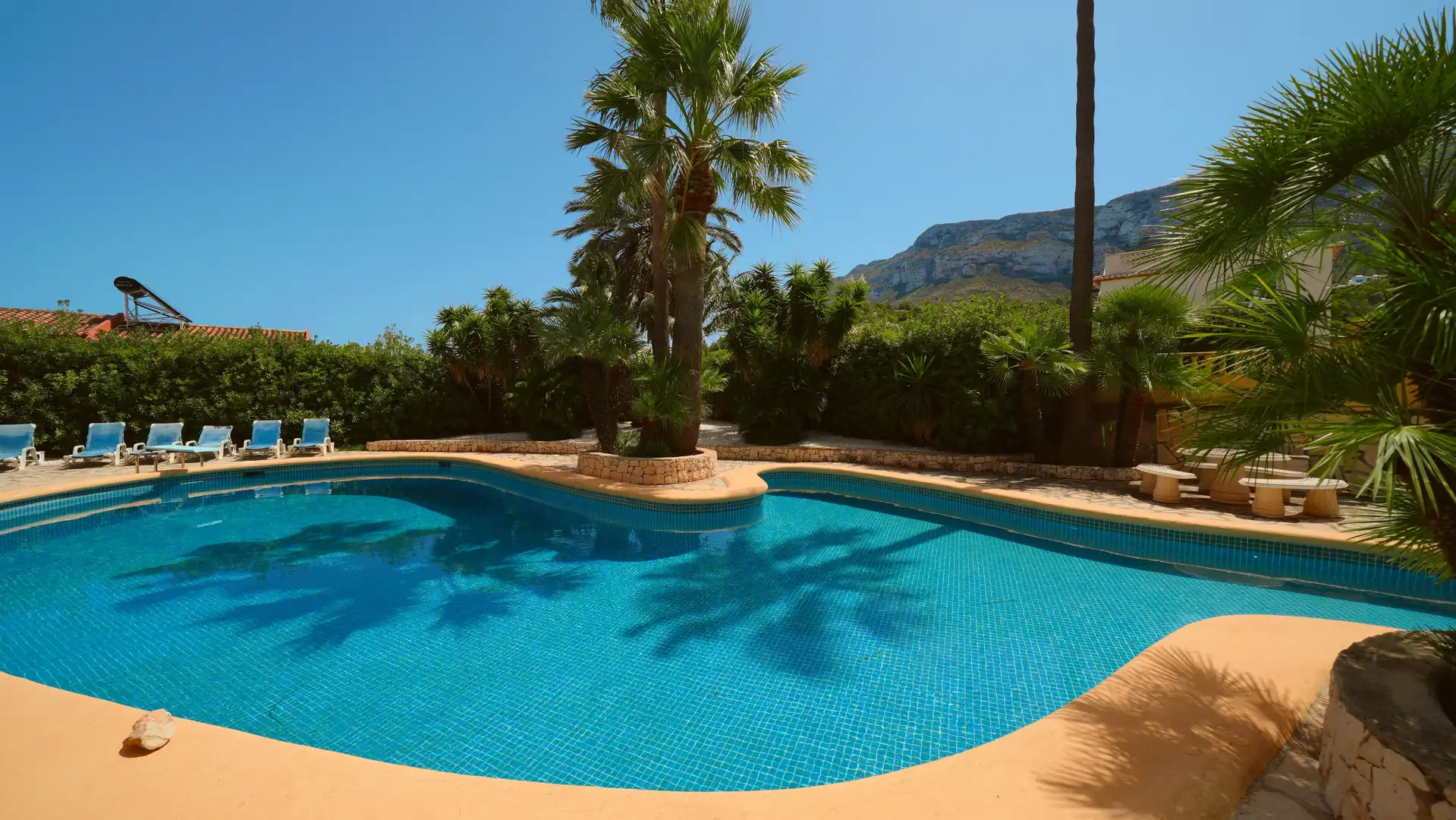 Casa rustica con piscina in vendita a El Montgó, imagen 4