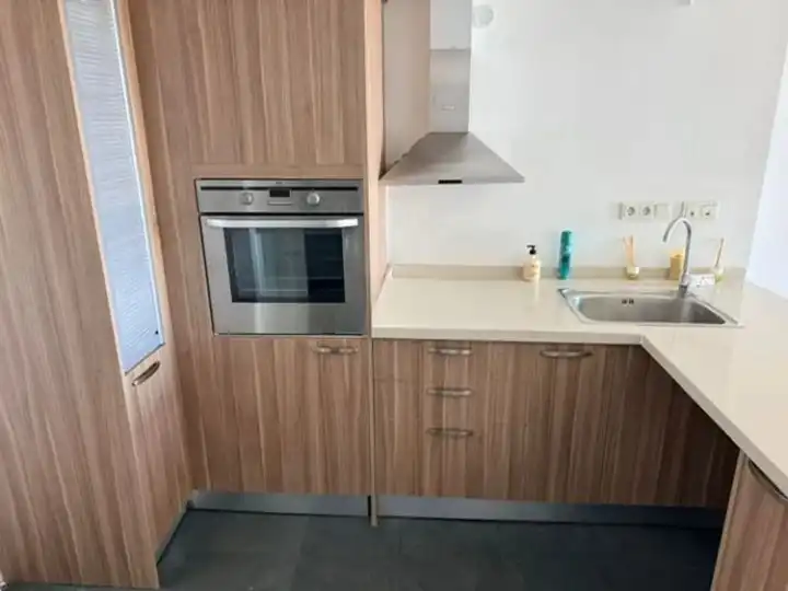Kitchen of Flat for rent in Xirivella  with Air Conditioner, Terrace and Oven