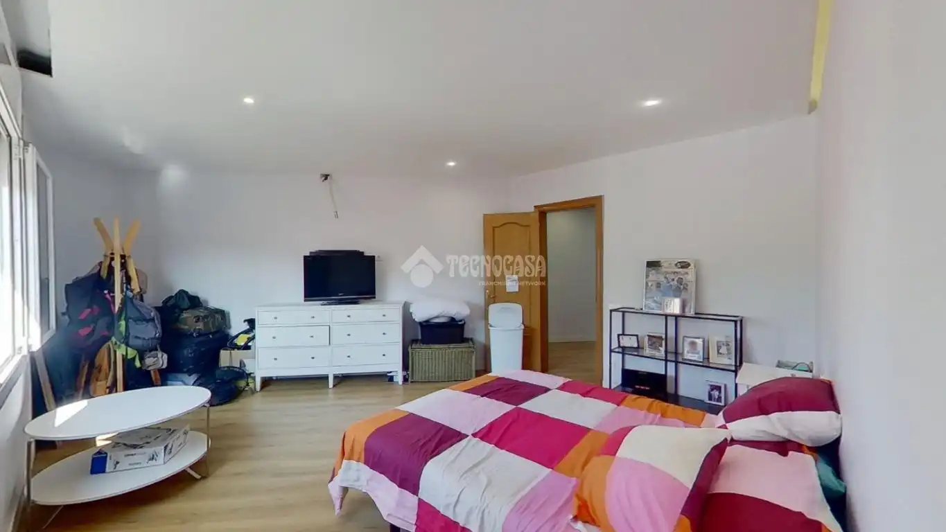 Habitación de Piso en venta en Barberà del Vallès con Calefacción y Balcón