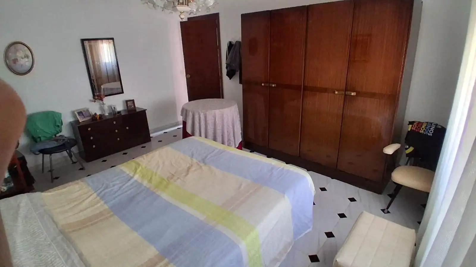 Habitación de Casa o chalet en venta en Chiclana de la Frontera con Jardín privado