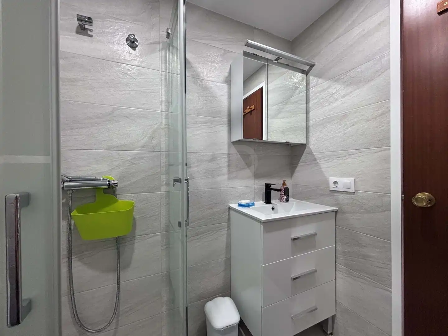 Baño de Estudio en venta en Castelló d'Empúries con Aire acondicionado y Calefacción