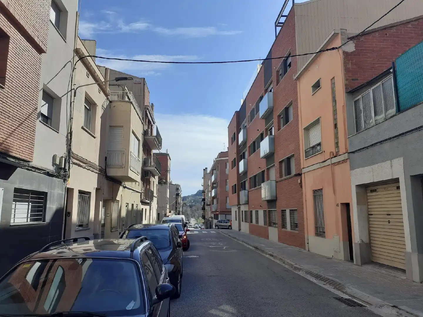 Außenansicht von Garage zum Verkauf in Terrassa