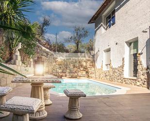 Jardí de Finca rústica en venda en Castillo de Locubín amb Jardí privat, Terrassa i Piscina comunitària