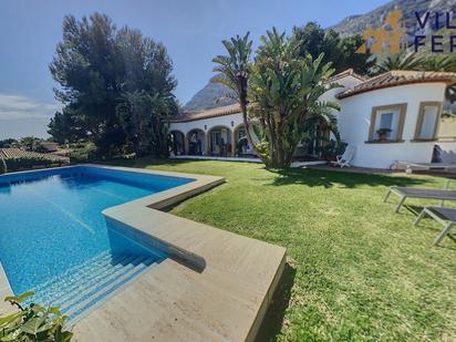 Garten von Haus oder Chalet zum verkauf in Dénia mit Klimaanlage, Terrasse und Schwimmbad