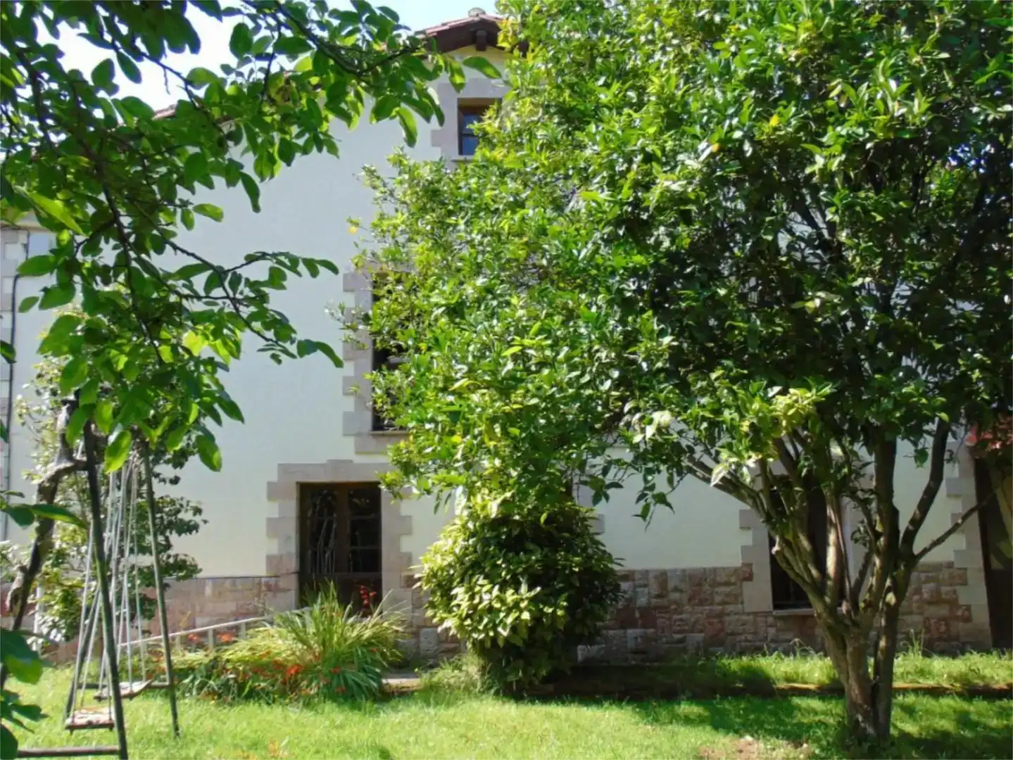 Vista exterior de Casa o chalet en venta en Llanes con Balcón