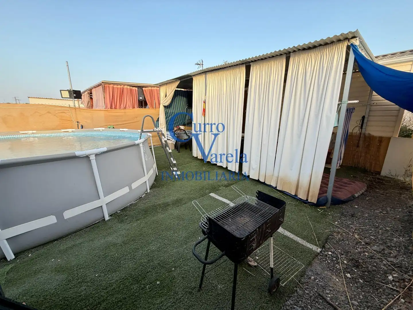 Piscina de Finca rústica en venta en Dos Hermanas con Aire acondicionado, Calefacción y Jardín privado