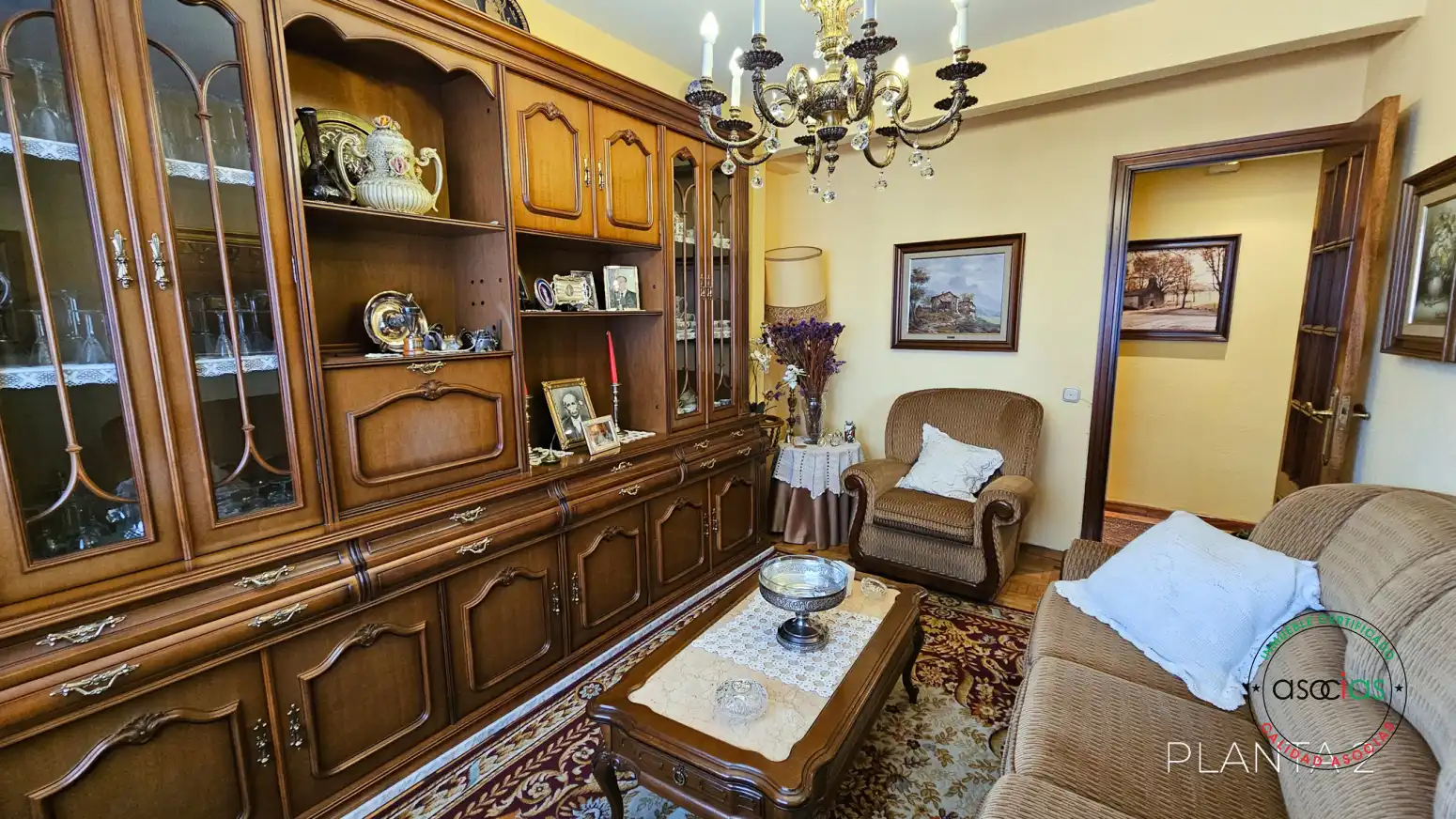 Sala d'estar de Edifici en venda en Tineo