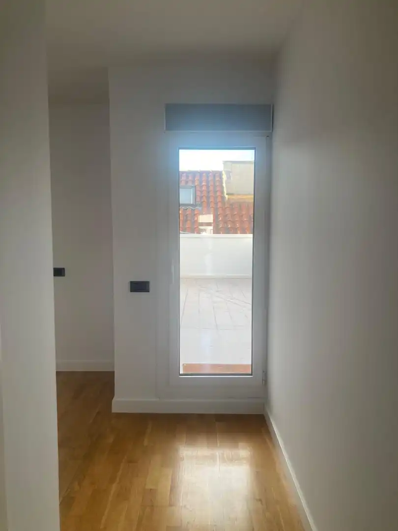 Attic for rent in Zaragoza  with Air Conditioner, Heating and Parquet flooring