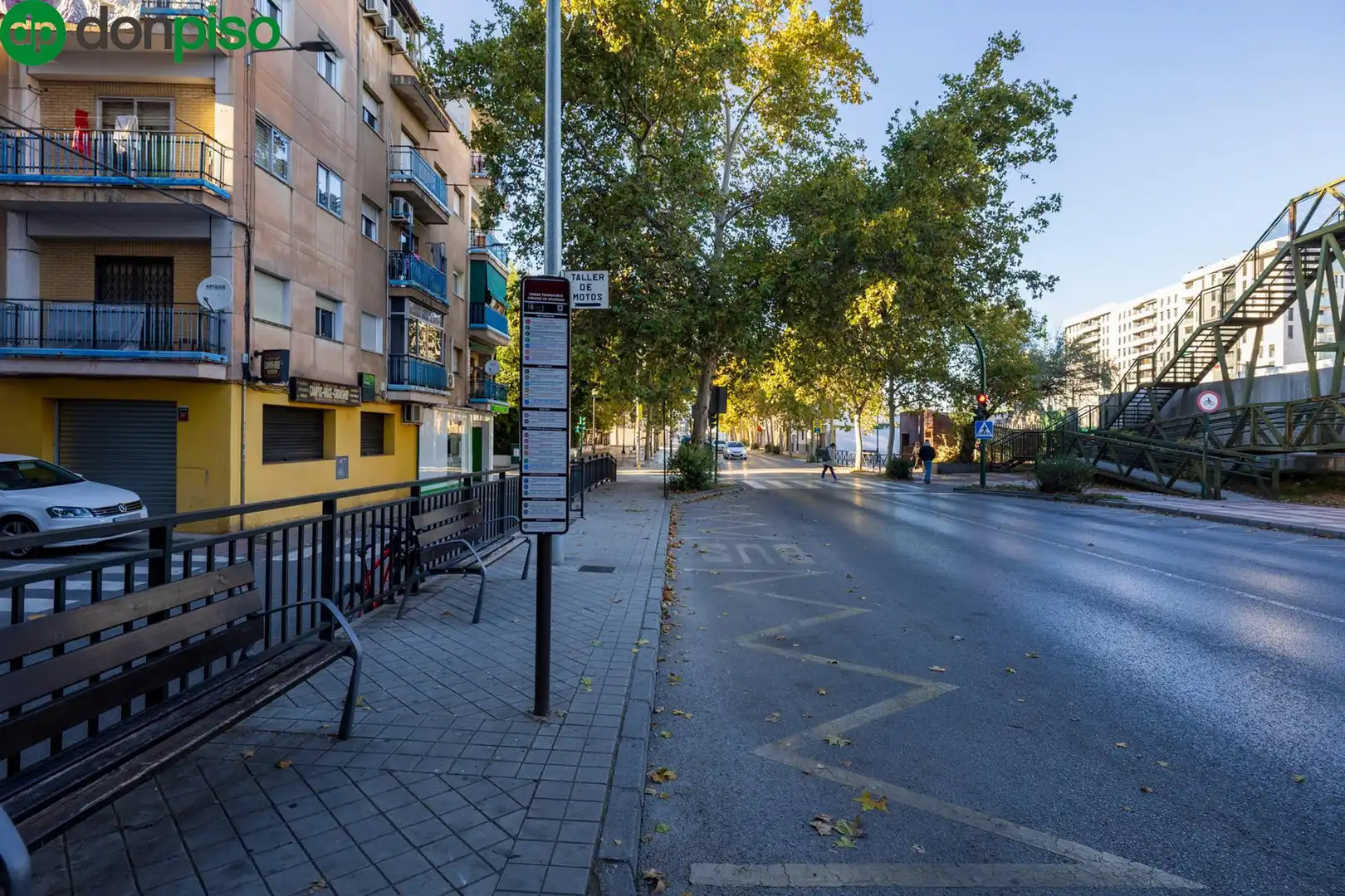 Vista exterior de Piso en venta en Granada