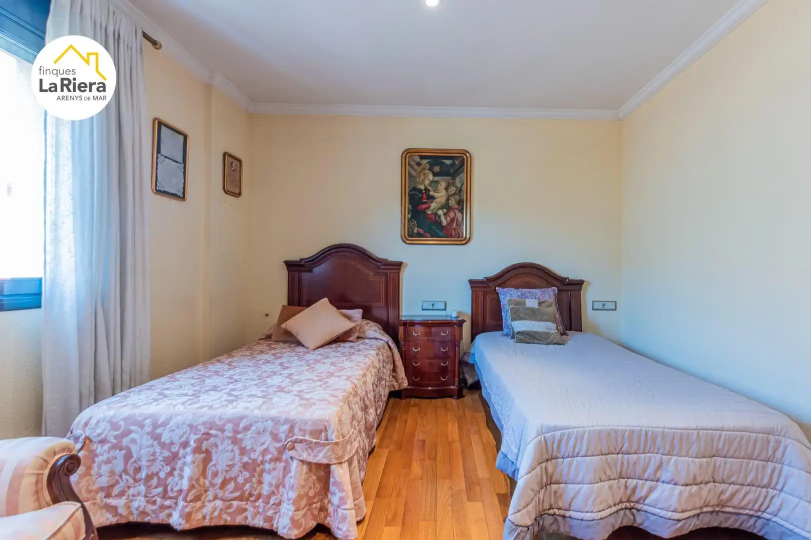 Habitación de Ático en venta en Arenys de Mar con Aire acondicionado, Calefacción y Parquet