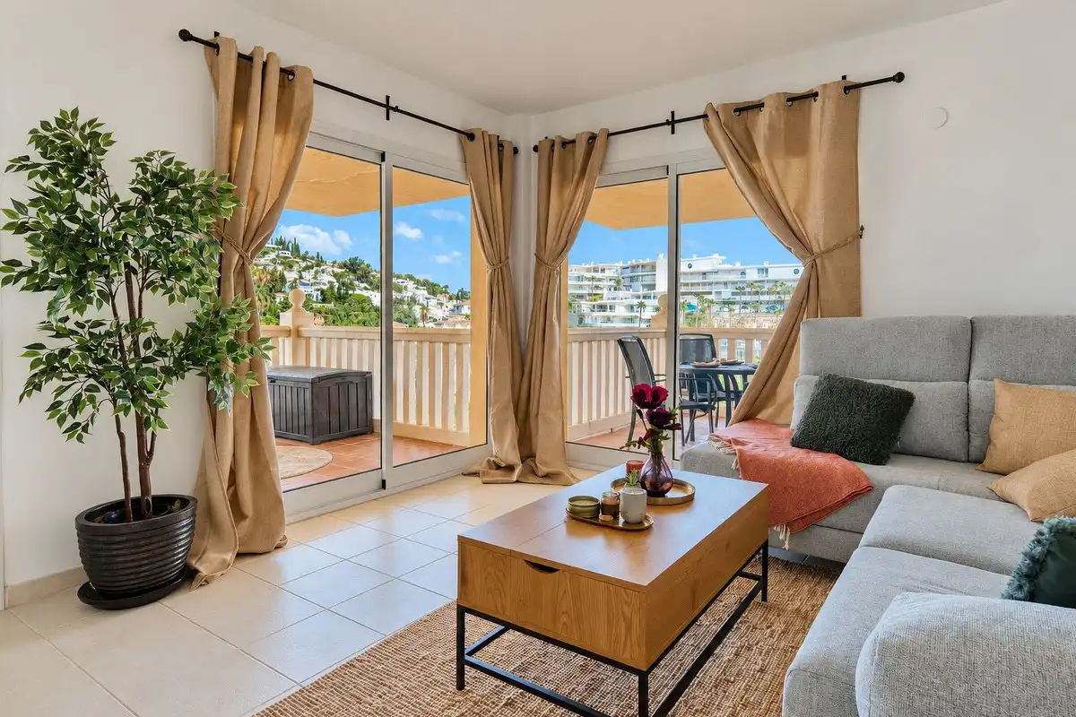 Apartamento con piscina en venta en El Higuerón, imagen 4