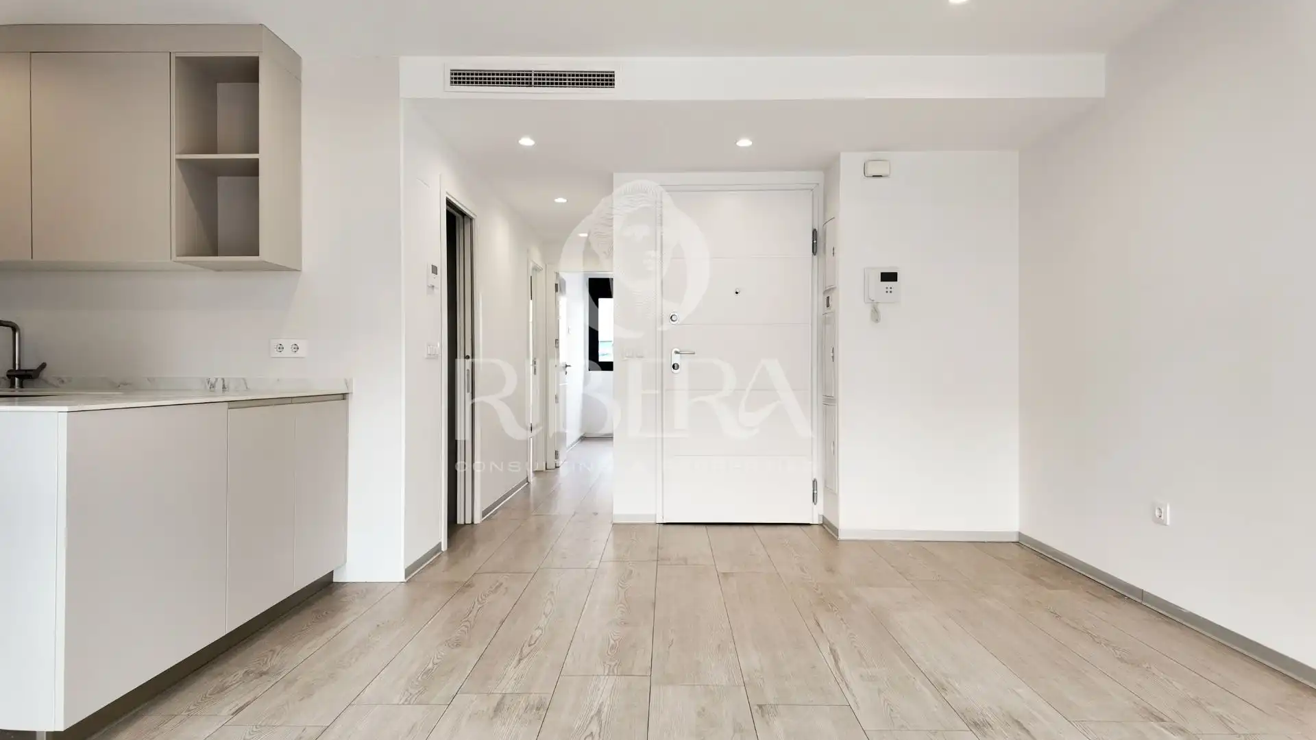 Flat for rent in Valencia  with Heating, Storage room and Pets allowed