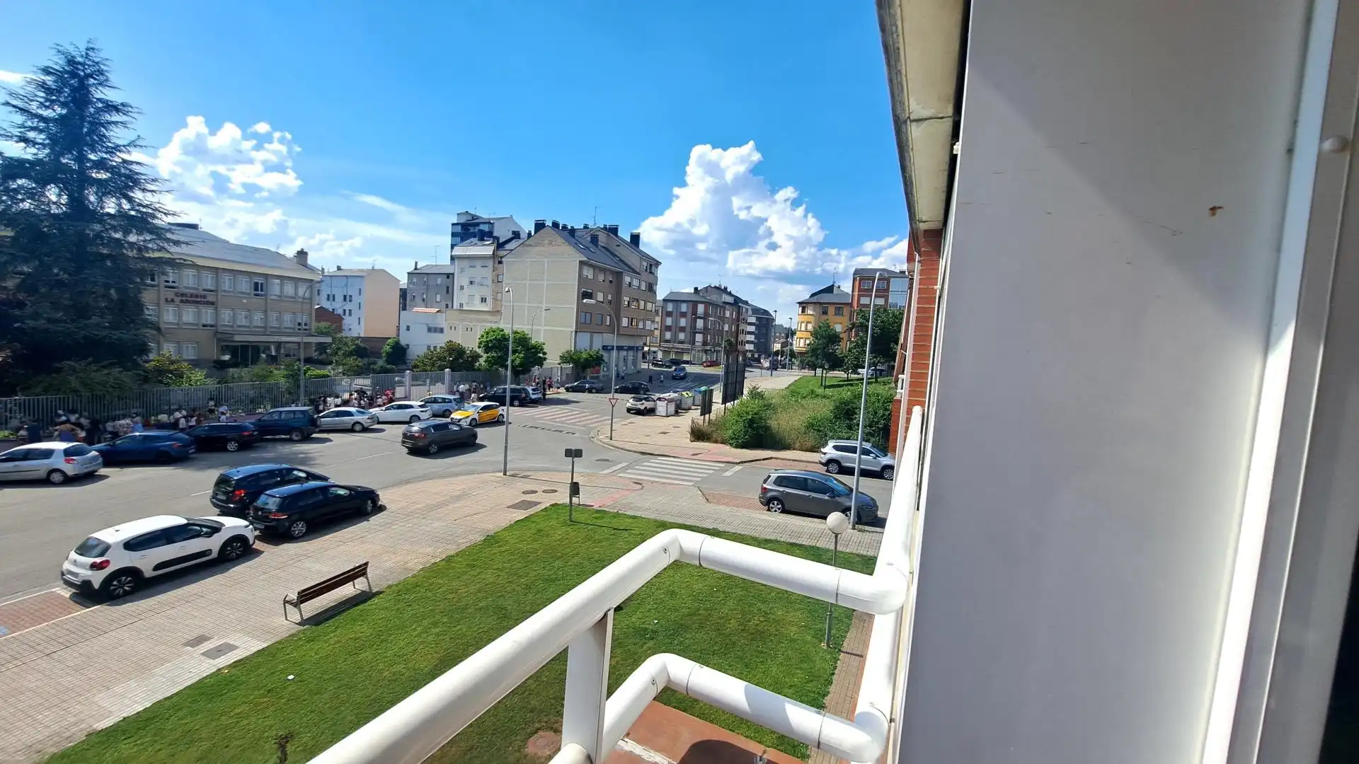 Vista exterior de Piso en venta en Ponferrada con Calefacción y Terraza