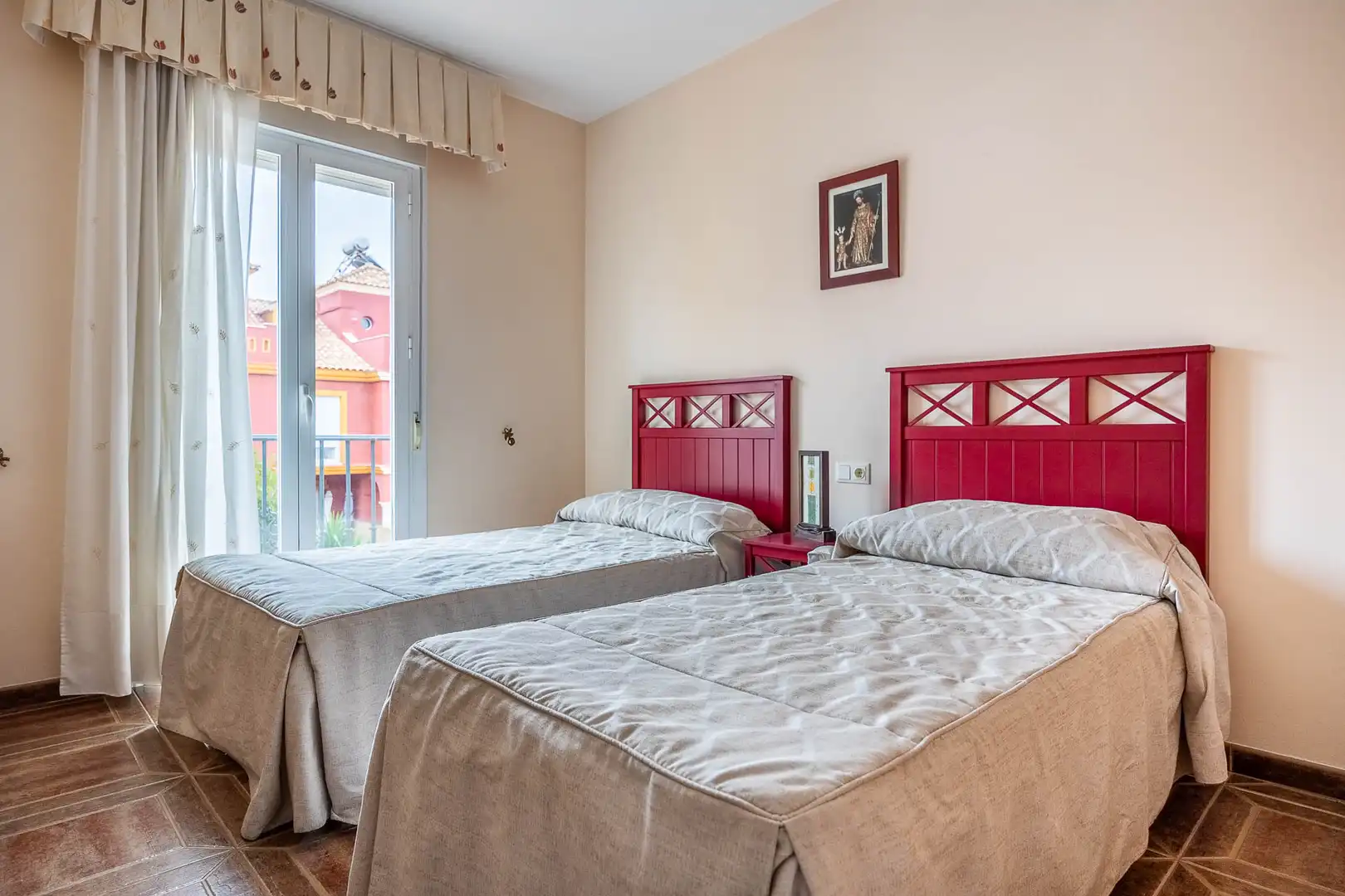 Dormitori de Casa adosada en venda en San José de la Rinconada