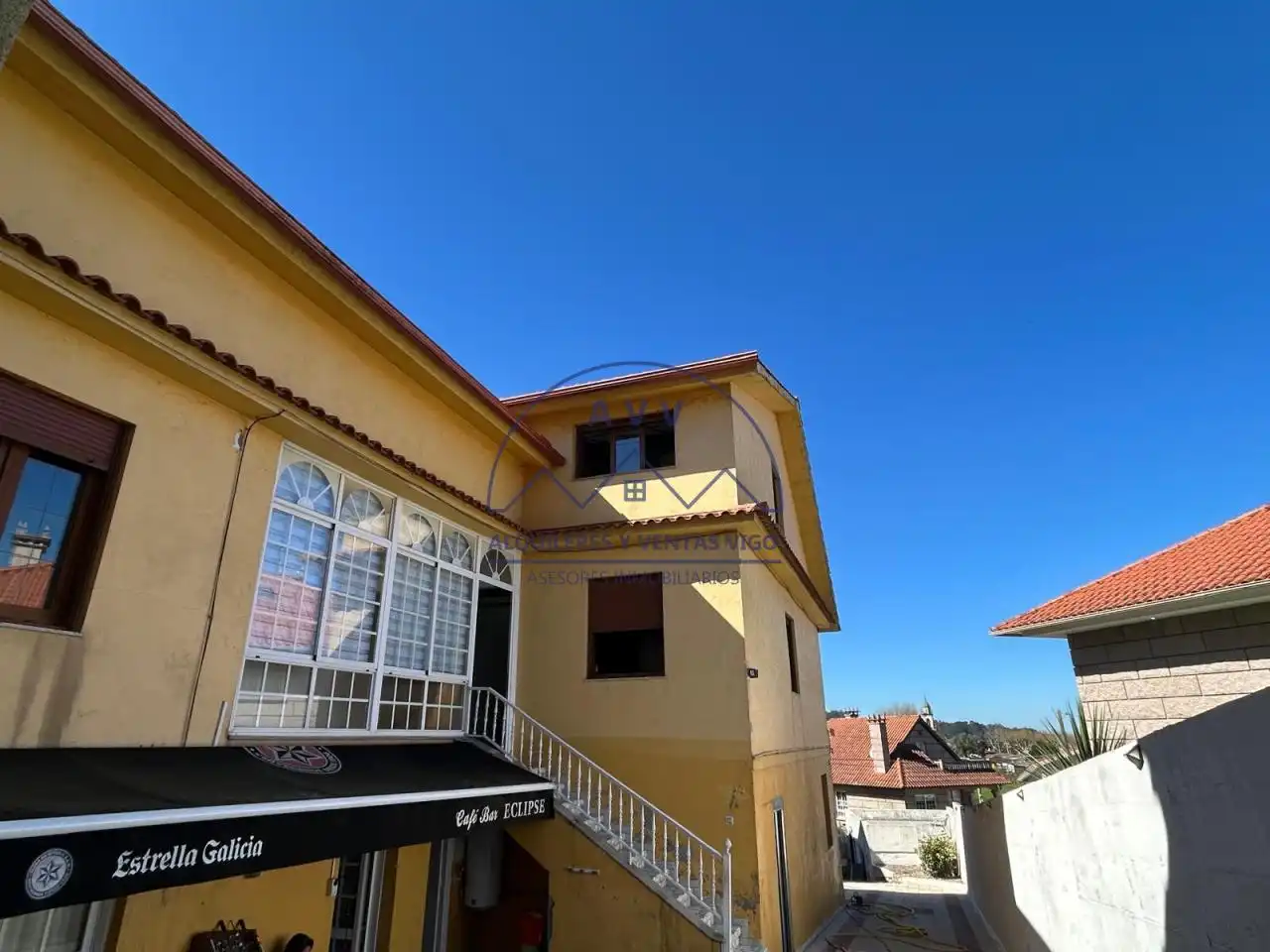 Vista exterior de Casa o chalet en venta en Vigo  con Calefacción, Jardín privado y Terraza
