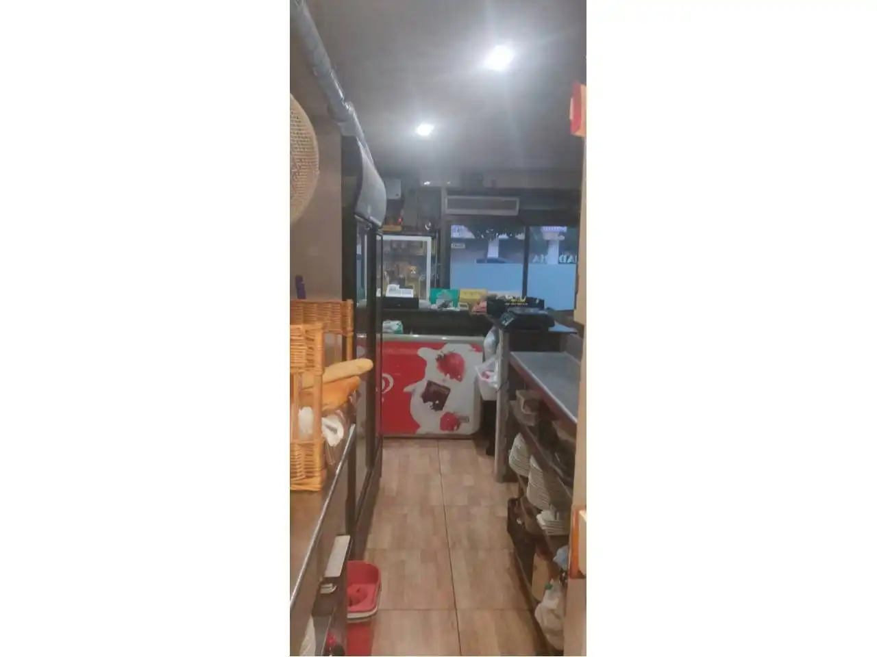Business premises for sale in Calle Joaquim Serra 11, imagen 8