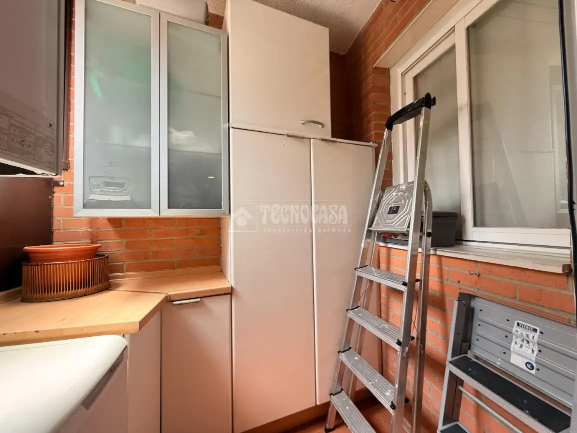 Kitchen of Flat for sale in Madrid  with Heating, Private garden and Parquet flooring