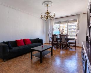 Living room of Flat for sale in Oviedo   with Terrace and Balcony