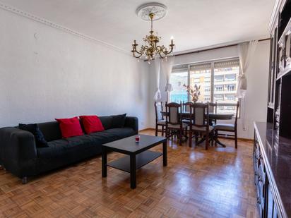 Living room of Flat for sale in Oviedo   with Terrace and Balcony