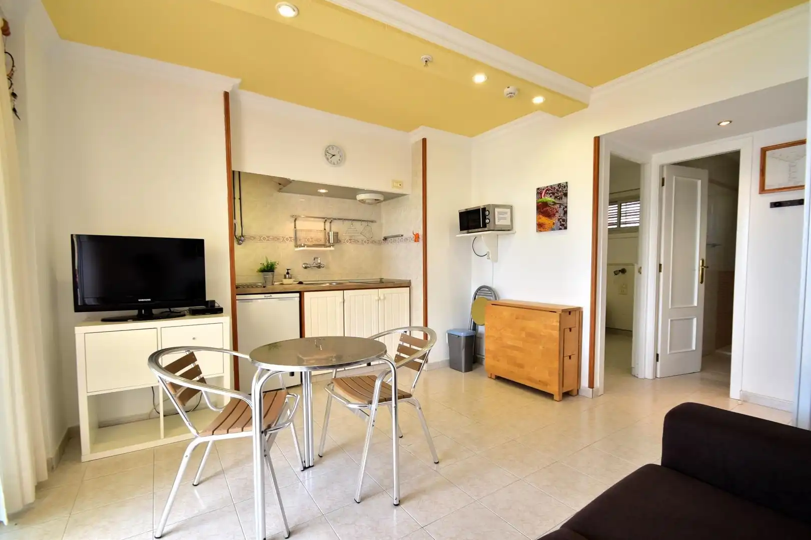 Cocina de Apartamento de alquiler en Puerto de la Cruz con Jardín privado